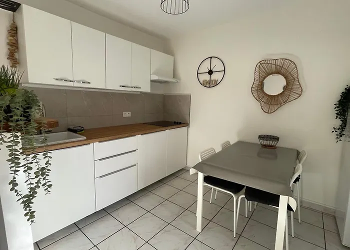 St Martial Centre, Clim * Σετ