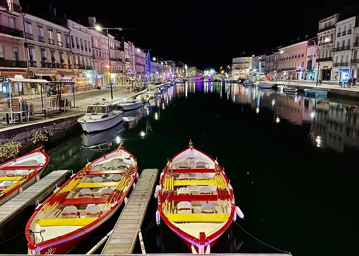 St Martial Centre, Clim *